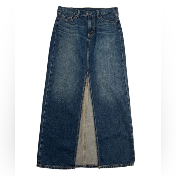 NWOT Levi’s Denim Skirt Size W26 - Picture 1 of 8